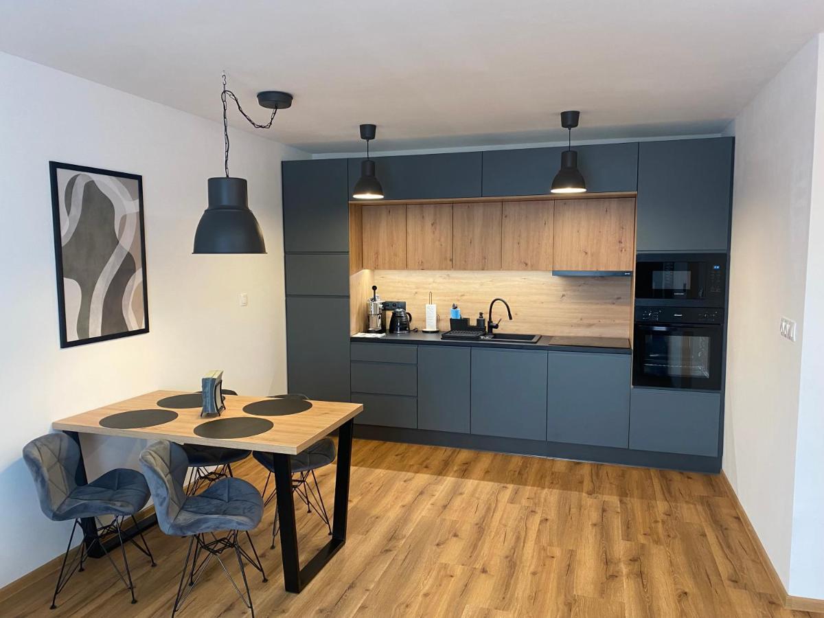 Apartment Luxury Poprad Bagian luar foto